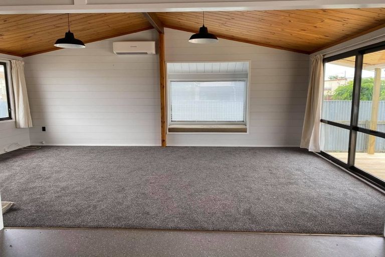 Photo of property in 505a Grove Road, Mayfair, Hastings, 4122