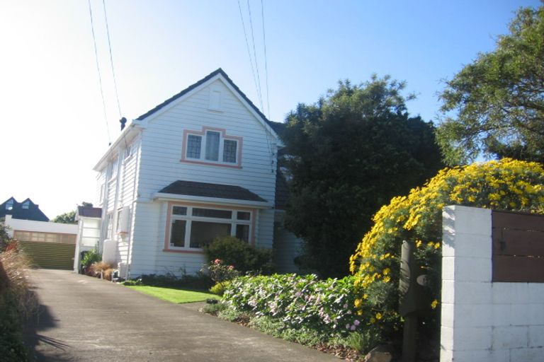 Photo of property in 13 Marina Grove, Hutt Central, Lower Hutt, 5010