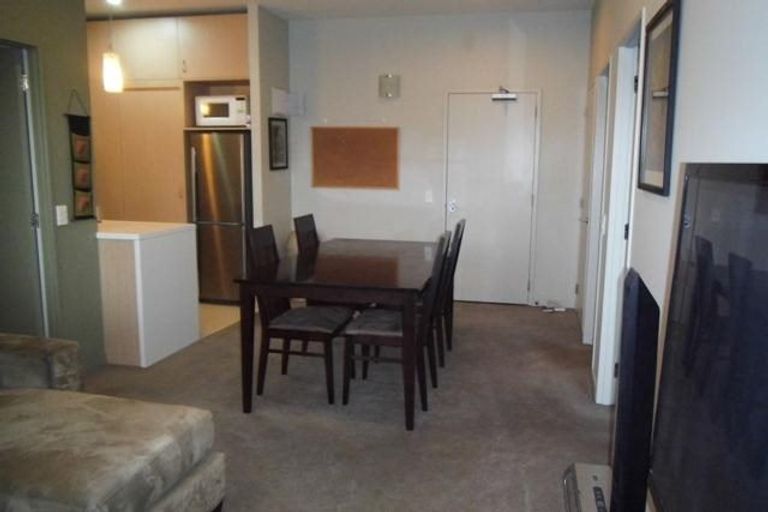 Photo of property in City Lodge Apartments, 401/115 Vivian Street, Te Aro, Wellington, 6011