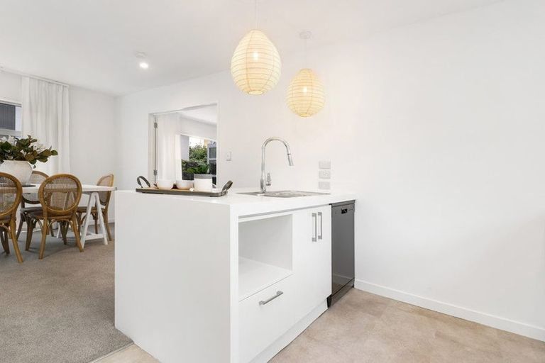 Photo of property in 112 Sherborne Street, St Albans, Christchurch, 8014