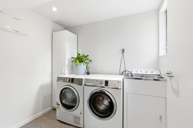 Photo of property in 15b Perth Street, Ngaio, Wellington, 6035