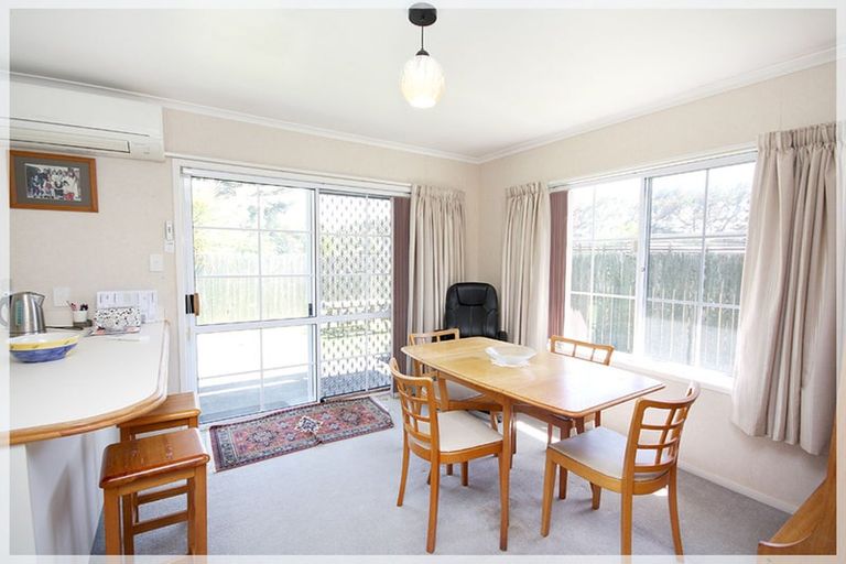 Photo of property in 1 Chrystal Street, Foxton Beach, Foxton, 4815