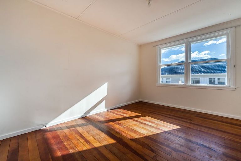 Photo of property in 104a Lake Road, Belmont, Auckland, 0622