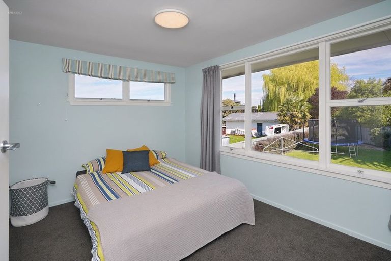 Photo of property in 3 Fraser Place, Rangiora, 7400