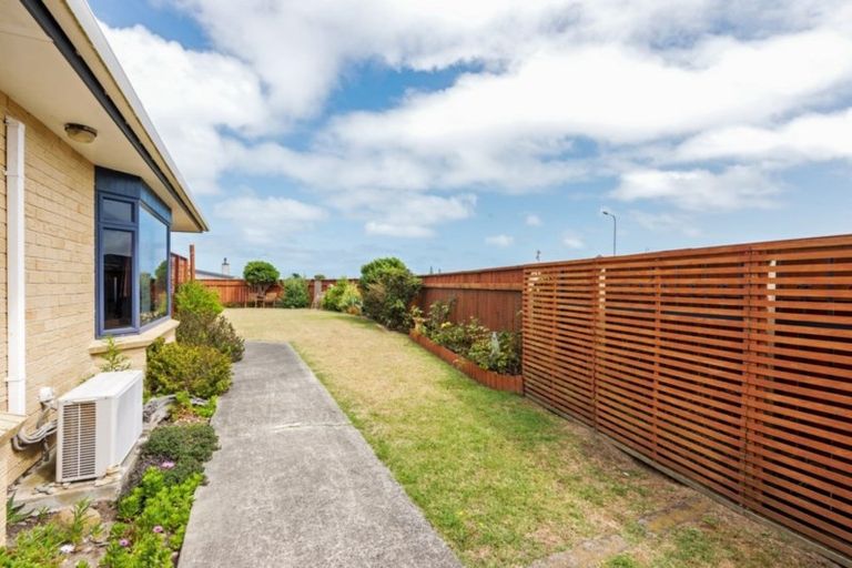 Photo of property in 32 Andrews Street, Foxton Beach, Foxton, 4815