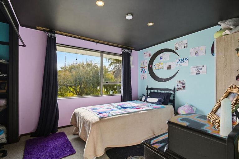 Photo of property in 2257 South Head Road, South Head, Helensville, 0874