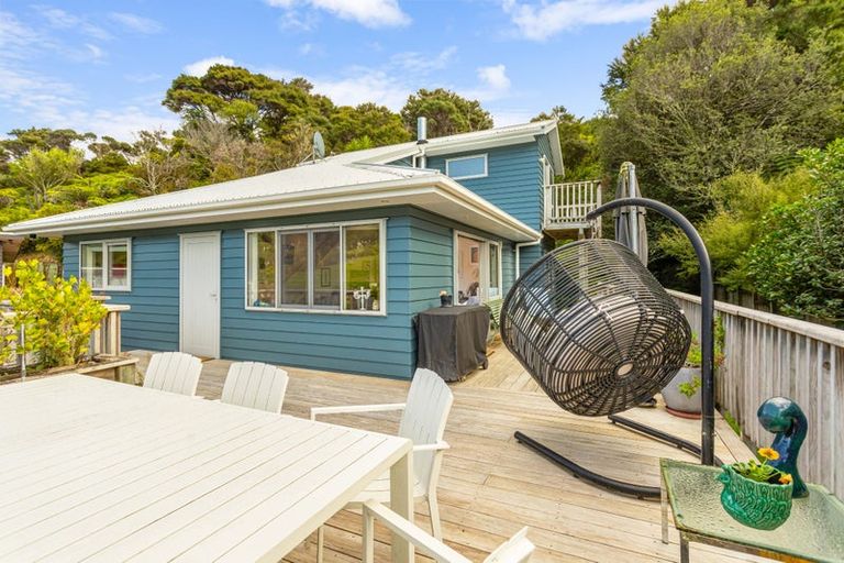 Photo of property in 16 Donald Place, Stillwater, Silverdale, 0993