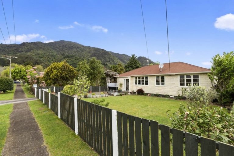 Photo of property in 9 Bracken Avenue, Te Aroha, 3320