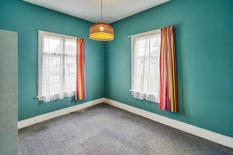 Photo of property in 49 Riddlers Crescent, Petone, Lower Hutt, 5012