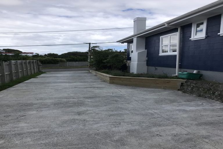 Photo of property in 4 Tui Road, Raumati Beach, Paraparaumu, 5032