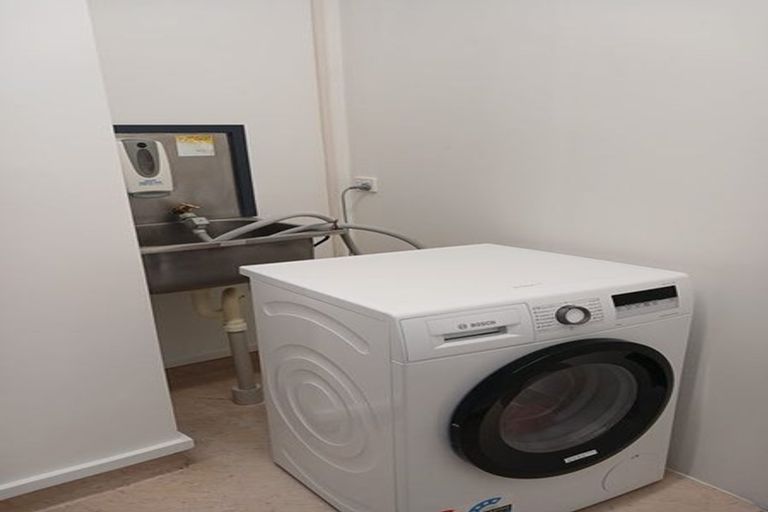 Photo of property in 51 Parnell Heights Drive, Kelvin Grove, Palmerston North, 4414