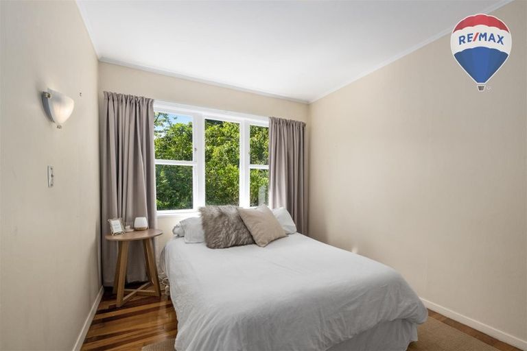 Photo of property in 36 Holborn Drive, Stokes Valley, Lower Hutt, 5019