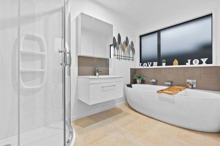 Photo of property in 53 Ridgeway Road, Pukekohe, 2120