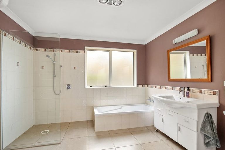 Photo of property in 17 Aronui Road, Bridge Hill, Alexandra, 9320