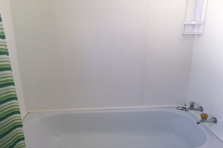 Photo of property in 1/86 Grove Street, The Wood, Nelson, 7010