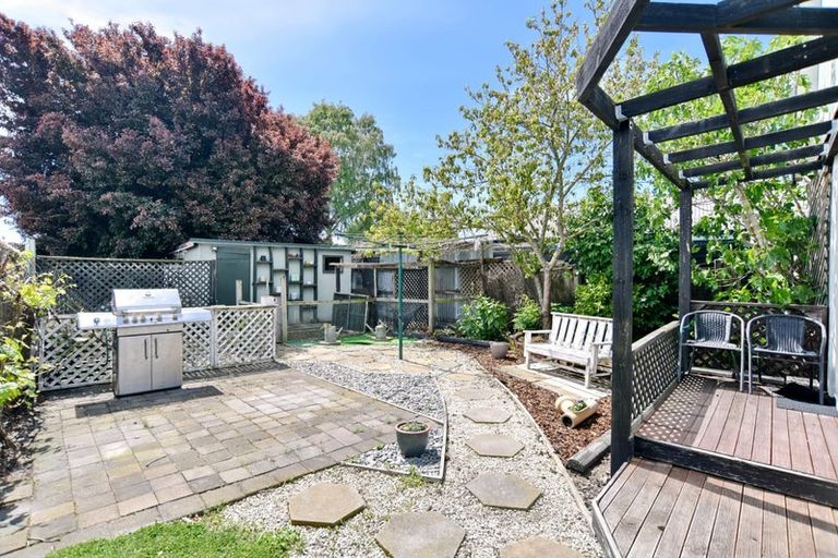 Photo of property in 214 Harewood Road, Bishopdale, Christchurch, 8053