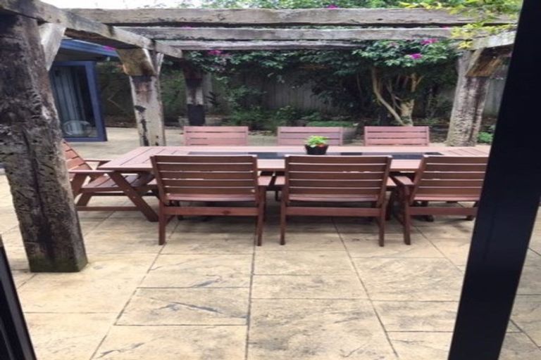 Photo of property in 5 Regent Drive, Paraparaumu Beach, Paraparaumu, 5032