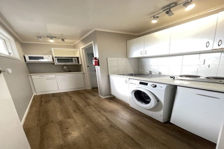 Photo of property in 31 Riverhills Avenue, Pakuranga Heights, Auckland, 2010