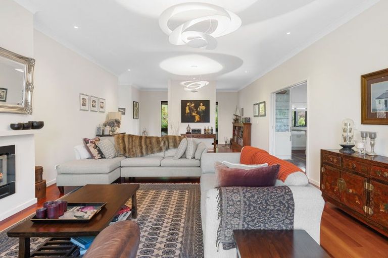 Photo of property in 36 Hoeke Road, Carrington, Carterton, 5791