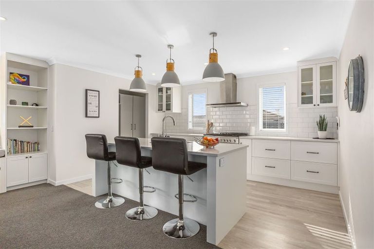 Photo of property in 16 Schooner Drive, Whitby, Porirua, 5024