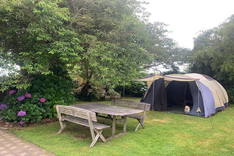 Photo of property in 73 Wallath Road, Westown, New Plymouth, 4310