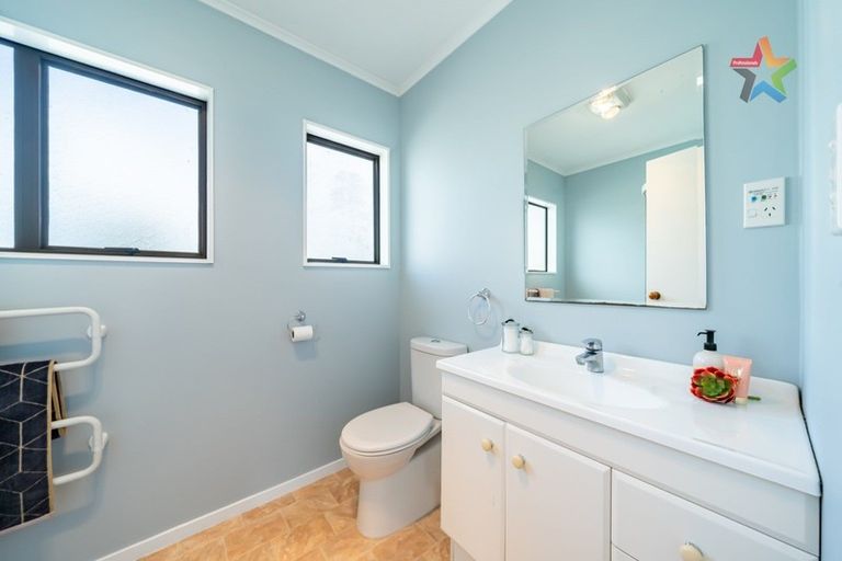 Photo of property in 209a Naenae Road, Naenae, Lower Hutt, 5011