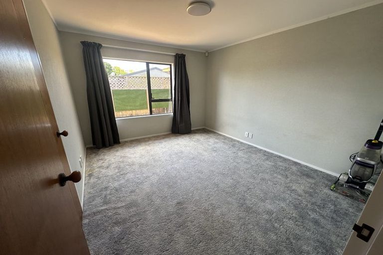 Photo of property in 91b Oakfield Crescent, Pukete, Hamilton, 3200