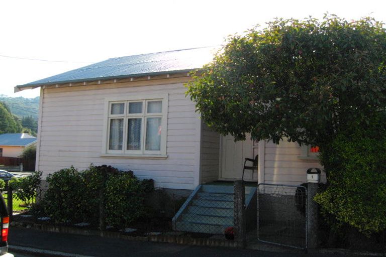 Photo of property in 1 Frame Street, North East Valley, Dunedin, 9010