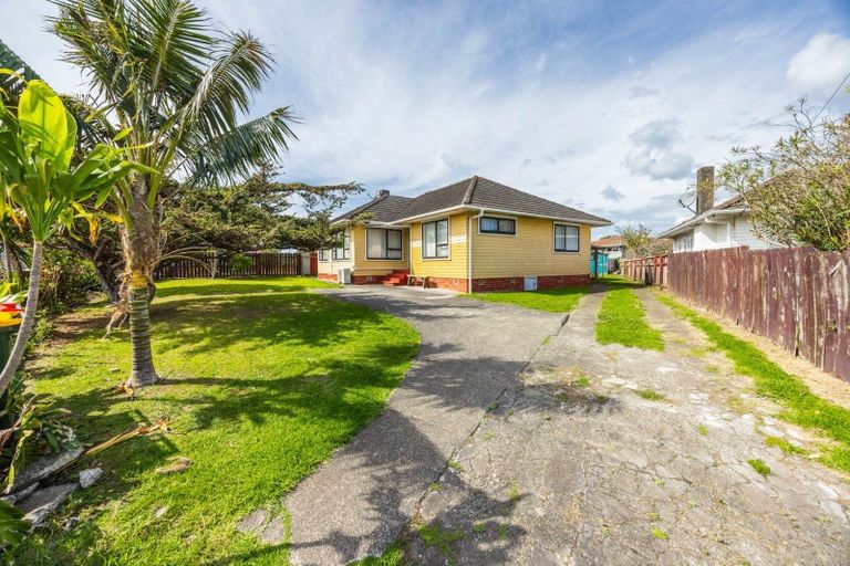 Photo of property in 34 Tyrone Street, Otara, Auckland, 2023