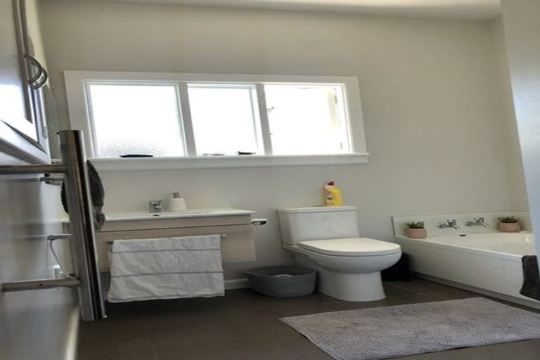 Photo of property in 51 Totara Street, Fendalton, Christchurch, 8041