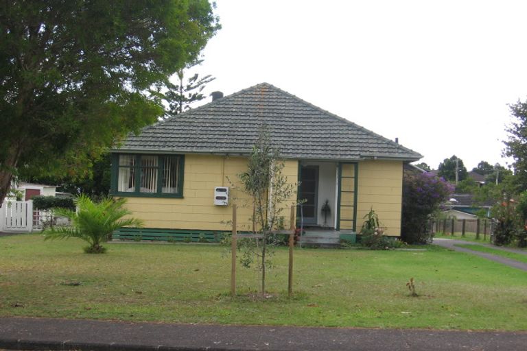 Photo of property in 59 Kelman Road, Kelston, Auckland, 0602