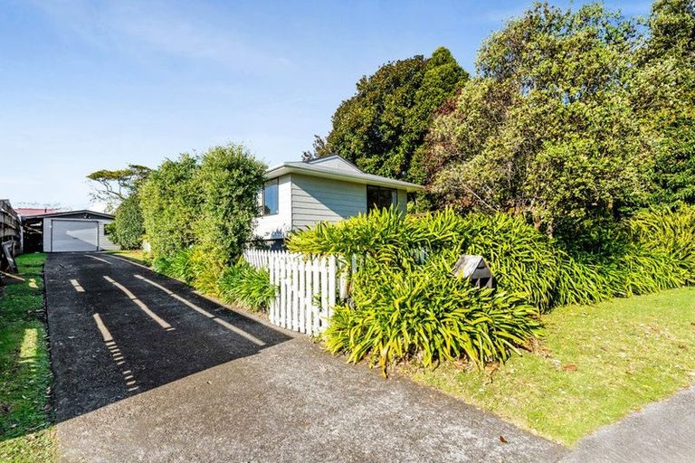 Photo of property in 12 Villa Place, Bell Block, New Plymouth, 4312