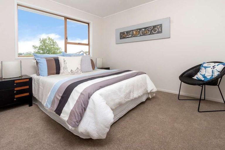 Photo of property in 1/46 Archmillen Avenue, Pakuranga Heights, Auckland, 2010