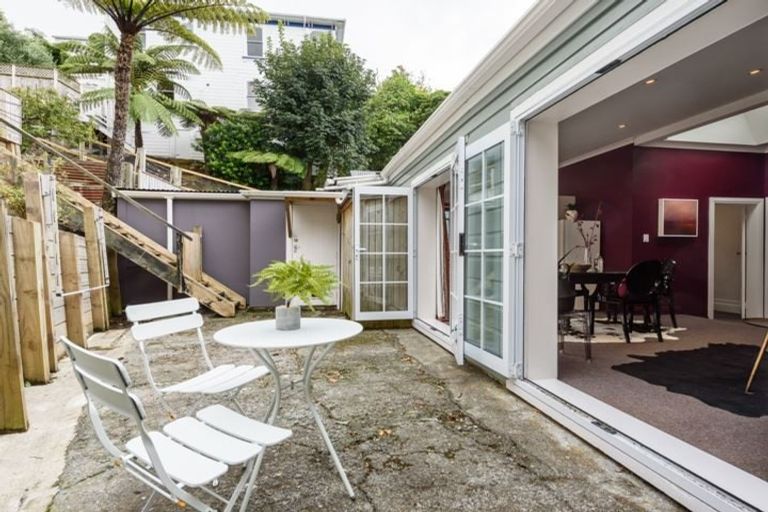 Photo of property in 11 Devon Street, Aro Valley, Wellington, 6021
