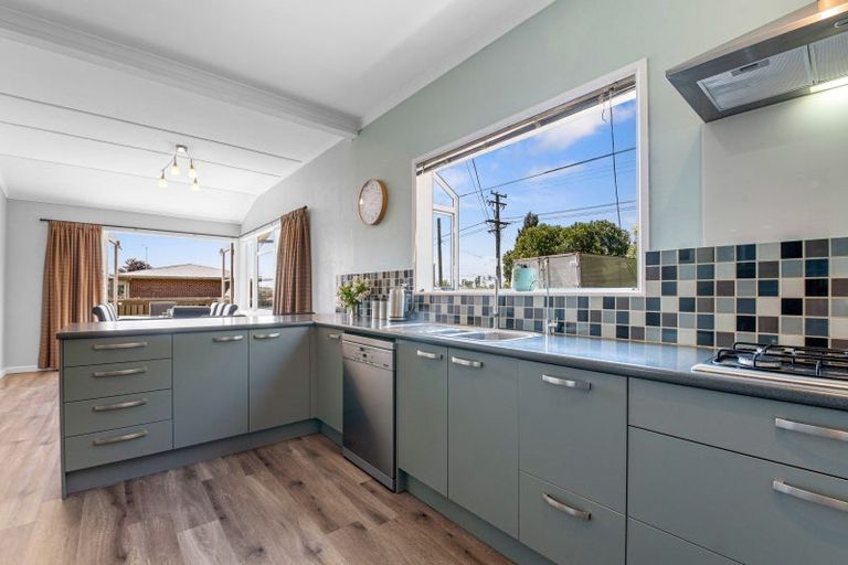 Photo of property in 19 Coulter Road, Owhata, Rotorua, 3010