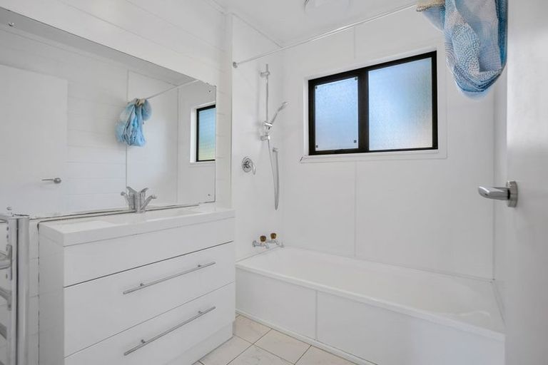 Photo of property in 3a Lambeth Road, Mount Eden, Auckland, 1041