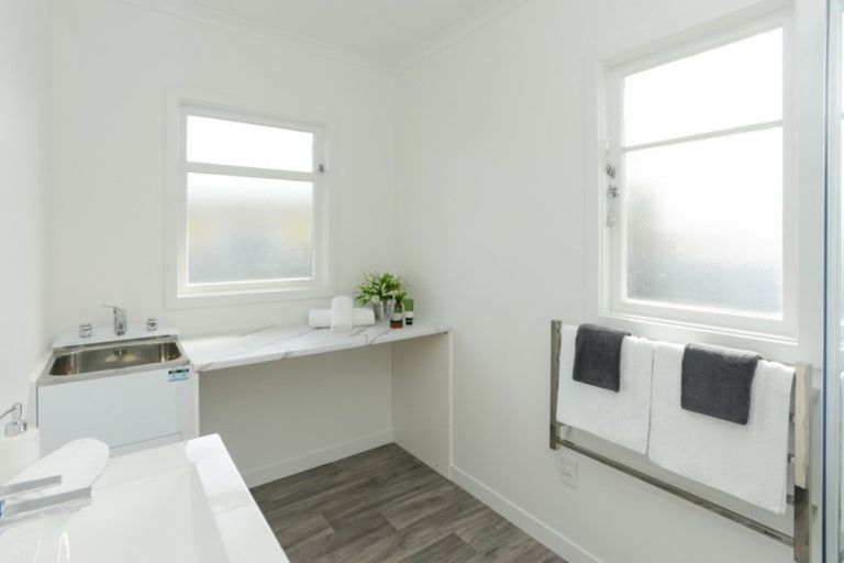 Photo of property in 400 Park Road North, Parkvale, Hastings, 4122