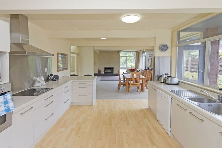 Photo of property in 6 Rochester Street, Awapuni, Palmerston North, 4412