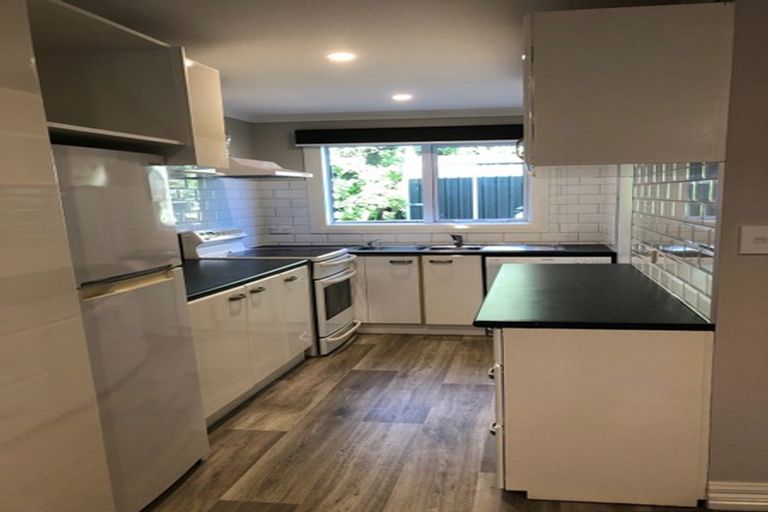 Photo of property in 4 Takutai Road, Pukerua Bay, 5026