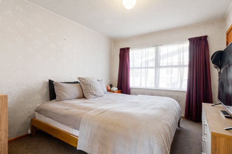 Photo of property in 30 Garden Heights Avenue, Glenview, Hamilton, 3206