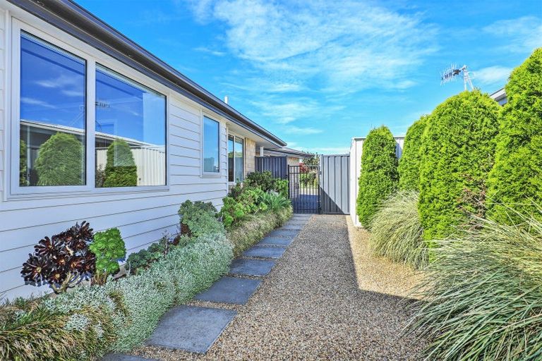 Photo of property in 2a Goddard Lane, Havelock North, 4130