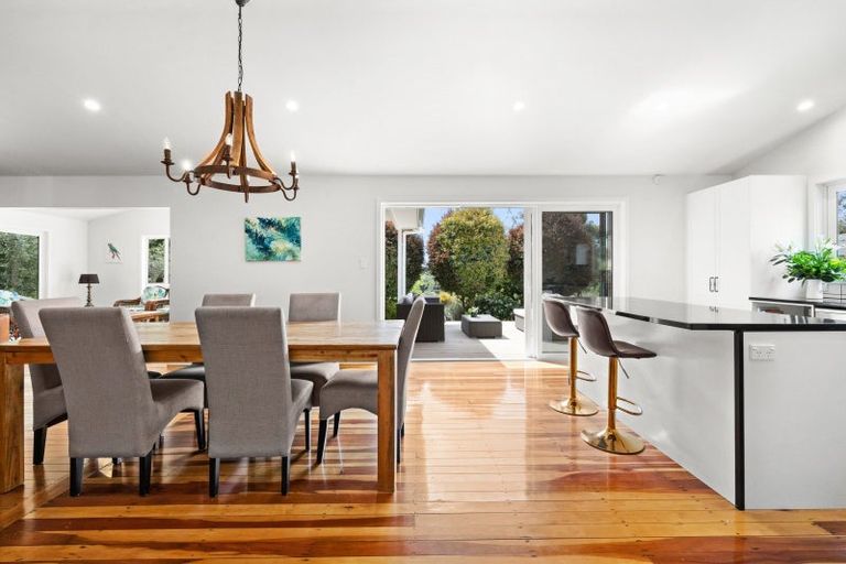 Photo of property in 1300 Waimarama Road, Waimarama, Havelock North, 4294