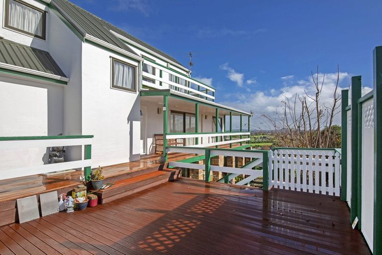 Photo of property in 38 Mccahill Views, Botany Downs, Auckland, 2010