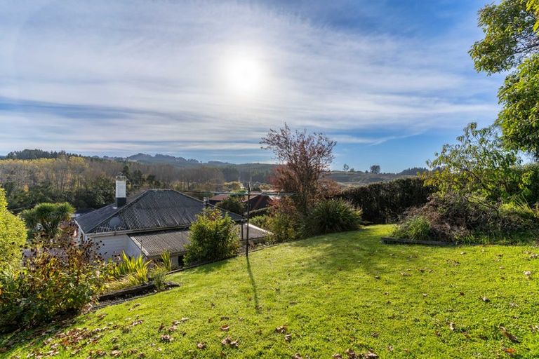 Photo of property in 164 Main South Road, Green Island, Dunedin, 9018