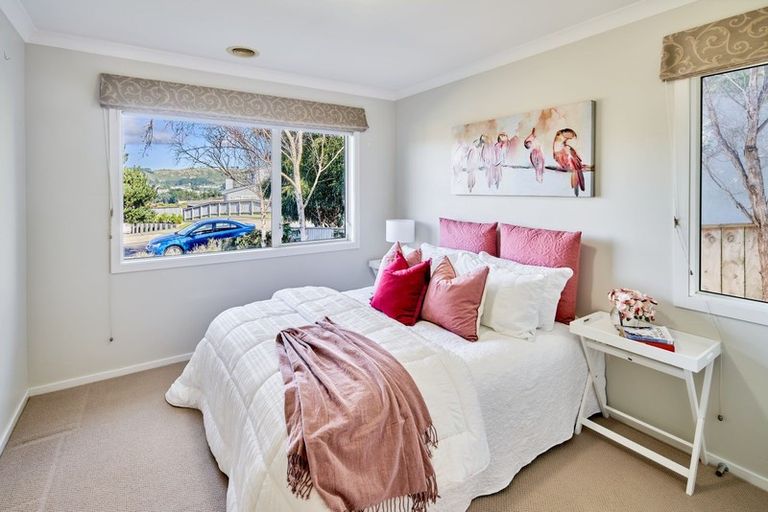 Photo of property in 64 Te Puia Drive, Aotea, Porirua, 5024