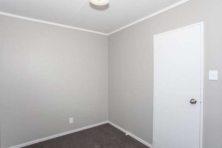 Photo of property in 62 Benmore Avenue, Cloverlea, Palmerston North, 4412