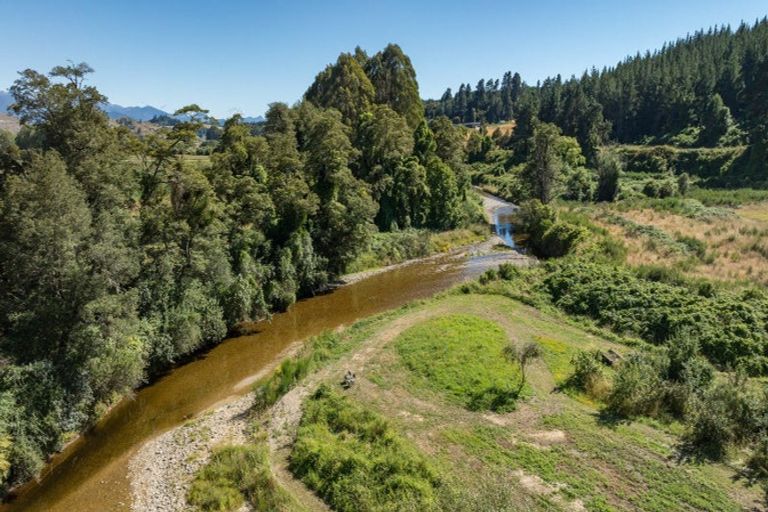 Photo of property in 542 Tadmor-glenhope Road, Tadmor, Wakefield, 7096