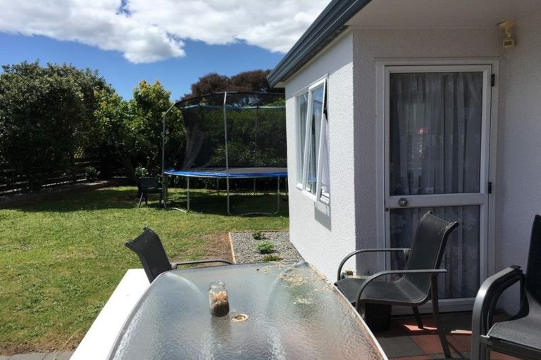 Photo of property in 20 Barbara Grove, Papamoa Beach, Papamoa, 3118