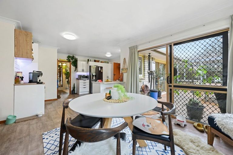 Photo of property in 56 Glen Lynne Avenue, Queenwood, Hamilton, 3210