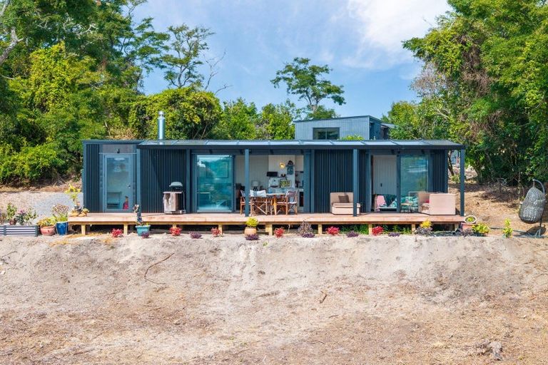 Photo of property in 29 Parawera Drive, Acacia Bay, Taupo, 3330